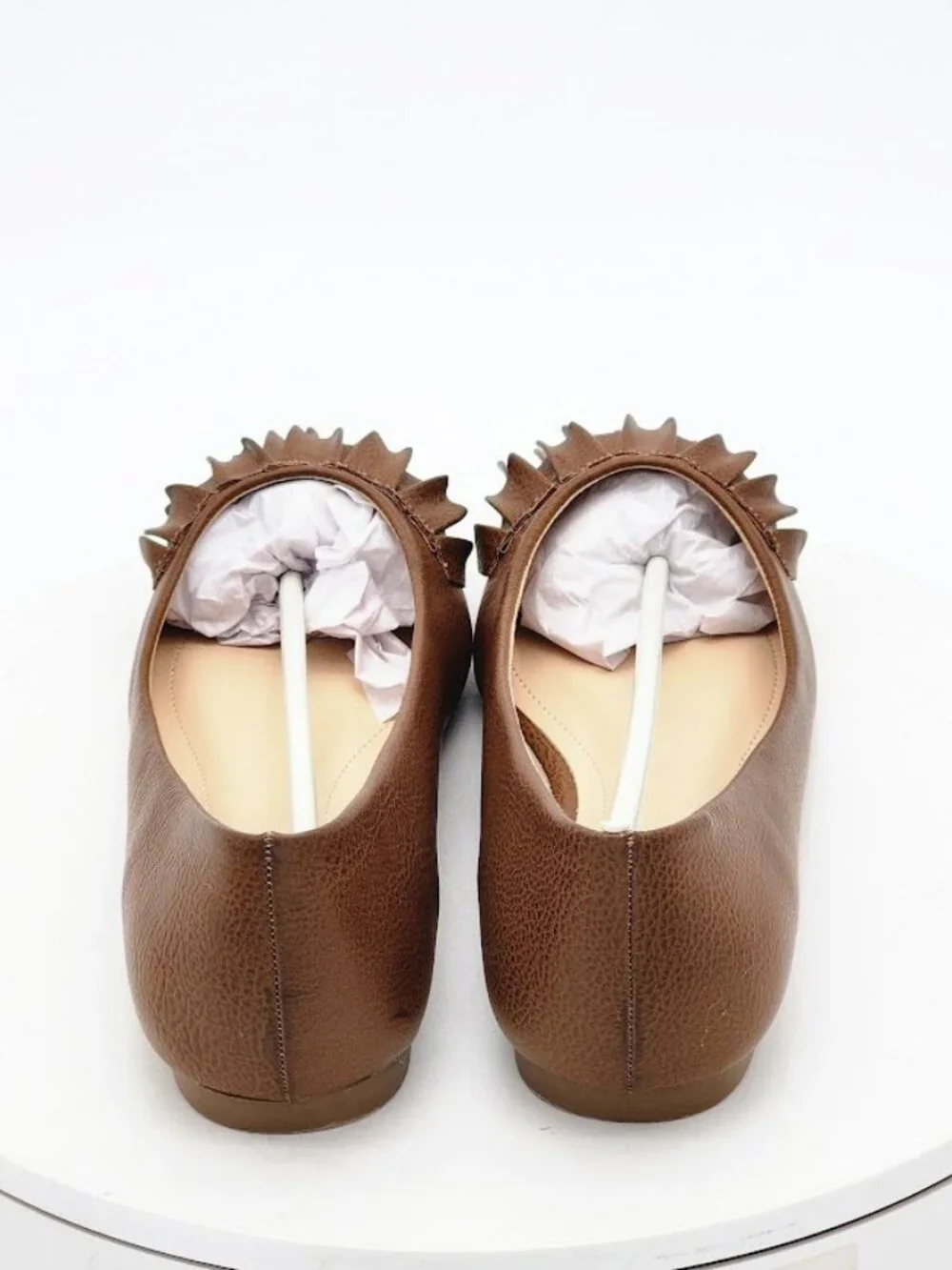 Journee Collection Judy Tan Ruffle Pointed Toe Flats Women's Size 8.5